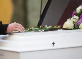 Un imputado obtuvo permiso excepcional para despedir a su hermana: el TOF N.º 3 de San Martín aplicó el “deber moral”